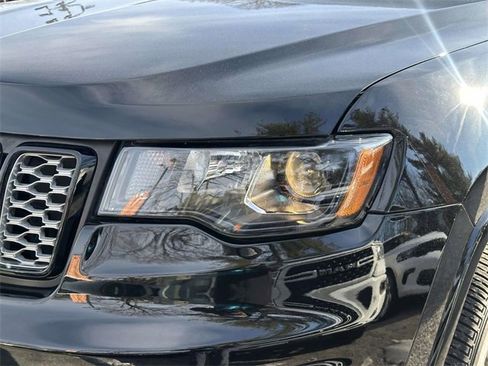 Certified 2019 Jeep Grand Cherokee Altitude image 9