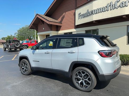 New 2026 Jeep Compass Limited AWD/4WD image 15