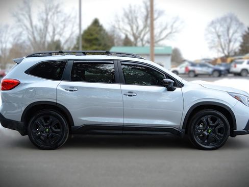 Used 2024 Subaru Ascent Onyx Edition Limited w/ Popular Package Onyx image 4