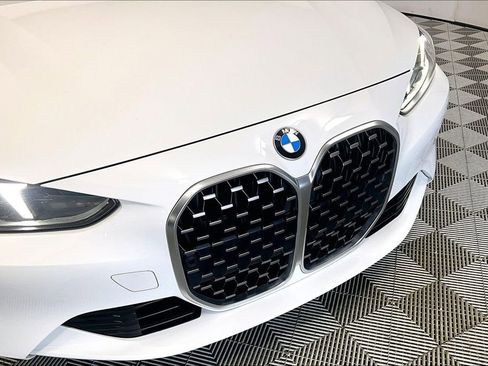 Used 2025 BMW 430i Coupe w/ Convenience Package image 30