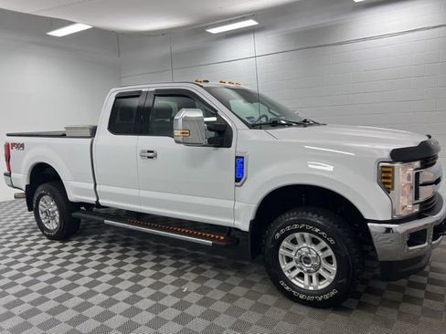 Used 2018 Ford F350 XLT image 22