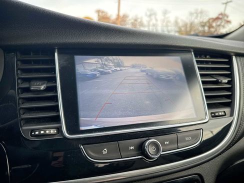 Used 2019 Buick Encore Sport Touring image 27