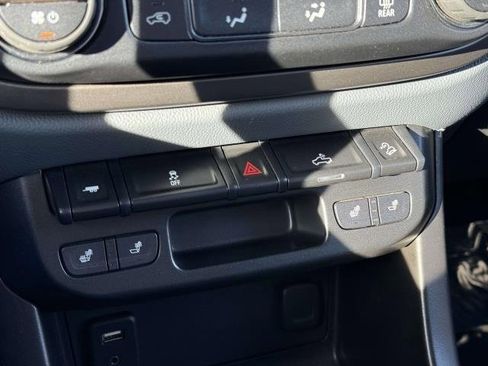 Used 2016 Chevrolet Colorado Z71 image 25