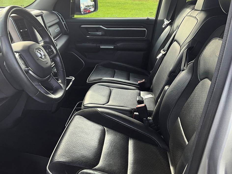 Used 2022 RAM 1500 Laramie AWD/4WD image 24