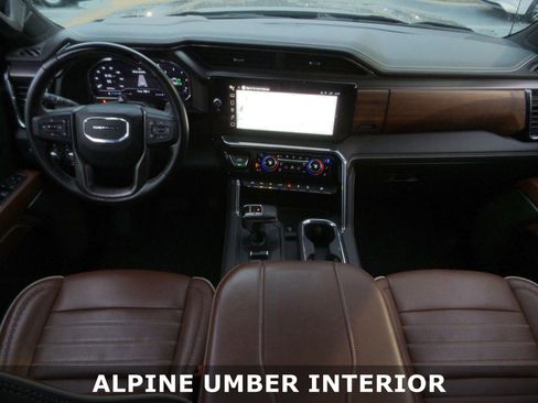 Used 2024 GMC Sierra 1500 Denali Ultimate image 6