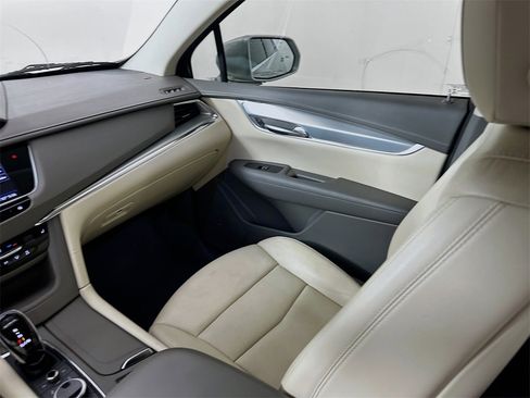 Used 2020 Cadillac XT5 Premium Luxury image 24