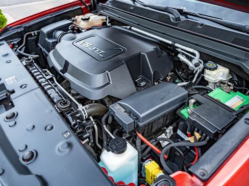 Used 2015 GMC Canyon SLE RWD image 43