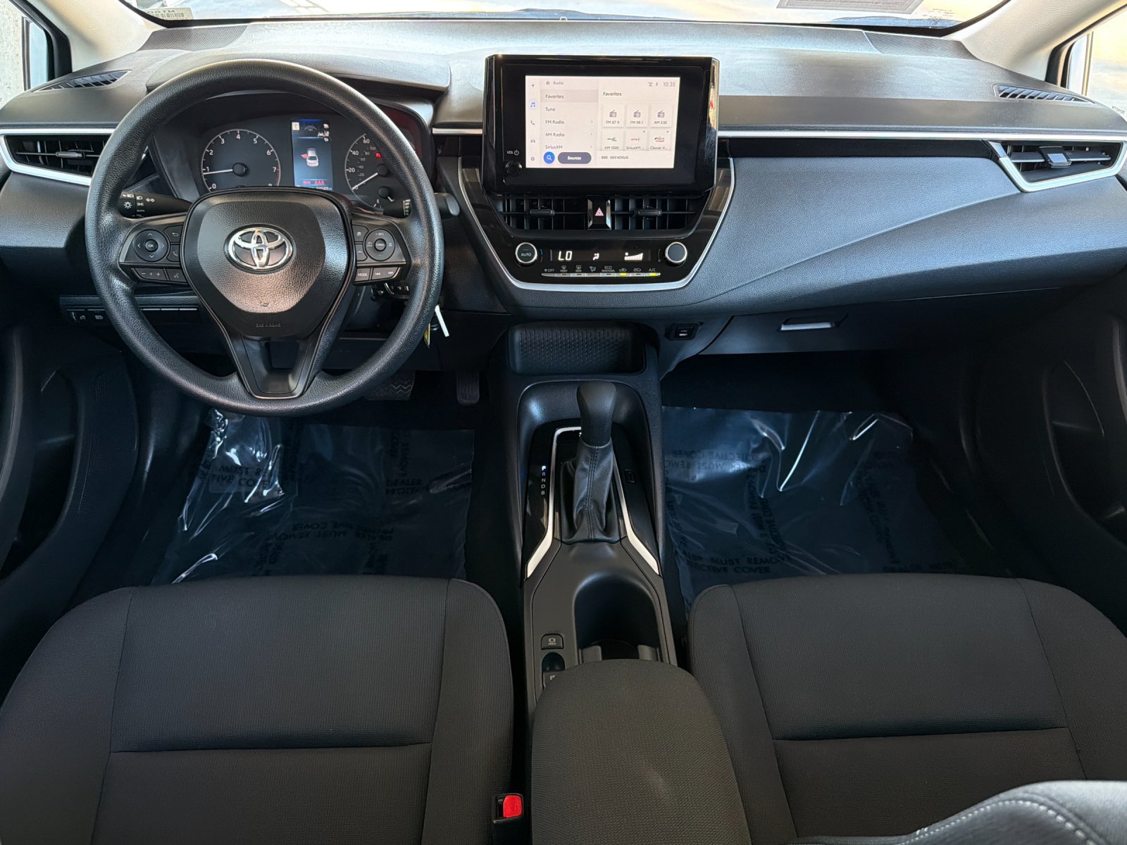 Used 2025 Toyota Corolla LE FWD image 12