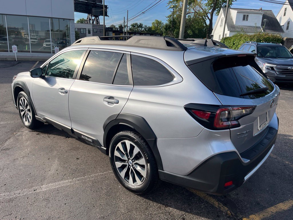 Certified 2024 Subaru Outback Limited XT AWD/4WD image 6