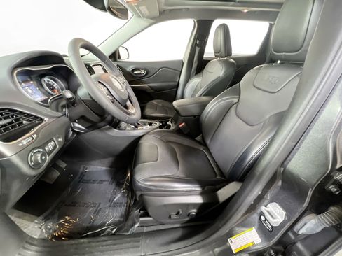 Used 2022 Jeep Cherokee Limited image 20