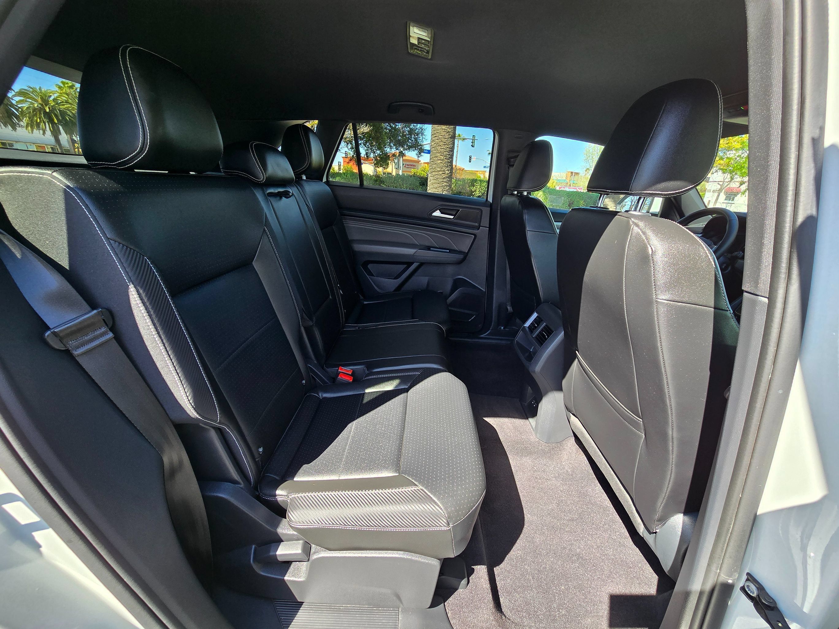 Used 2021 Volkswagen Atlas Cross Sport SE AWD/4WD image 28