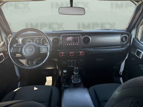 Used 2021 Jeep Gladiator Sport AWD/4WD image 12