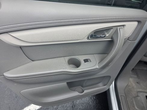 Used 2017 Chevrolet Traverse LS image 31