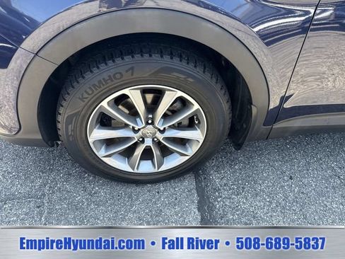 Used 2018 Hyundai Santa Fe SE w/ Cargo Package AWD/4WD image 12