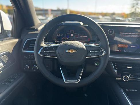 New 2026 Chevrolet Suburban LT w/ Comfort Package image 9