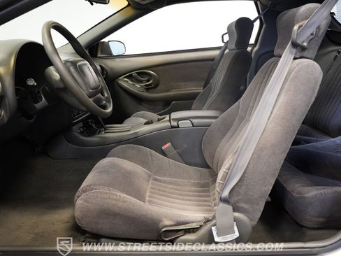 Used 1997 Pontiac Firebird Formula w/ Opt Pkg RWD image 3
