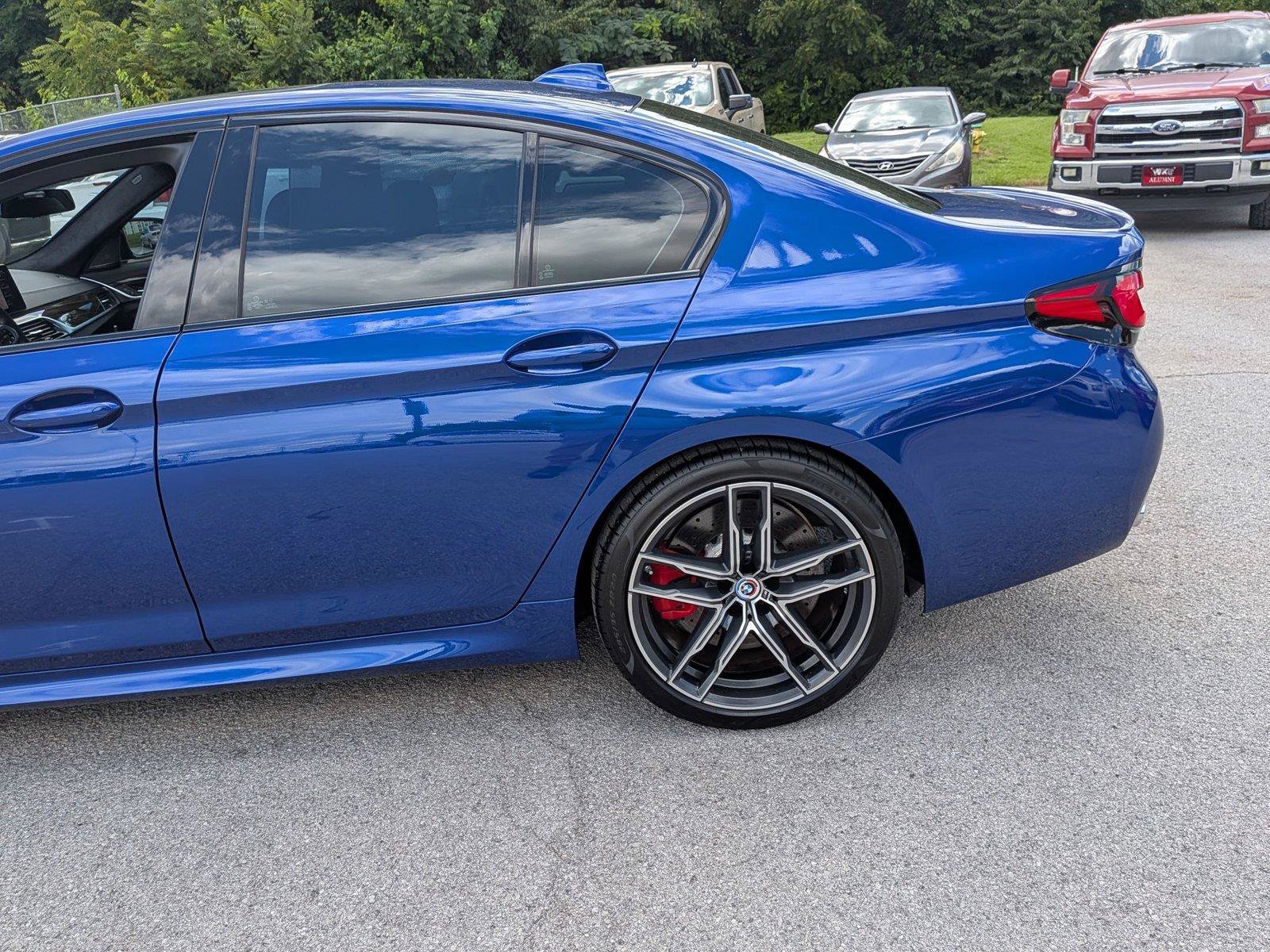 Used 2023 BMW M5 w/ Executive Package AWD/4WD image 11