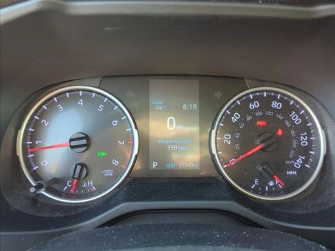 Certified 2022 Toyota RAV4 XLE FWD image 18