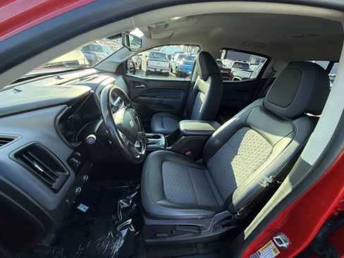 Used 2017 Chevrolet Colorado Z71 image 13