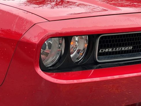 Used 2013 Dodge Challenger SXT Plus image 5