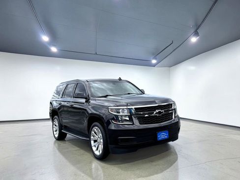 Used 2017 Chevrolet Tahoe LS RWD image 1