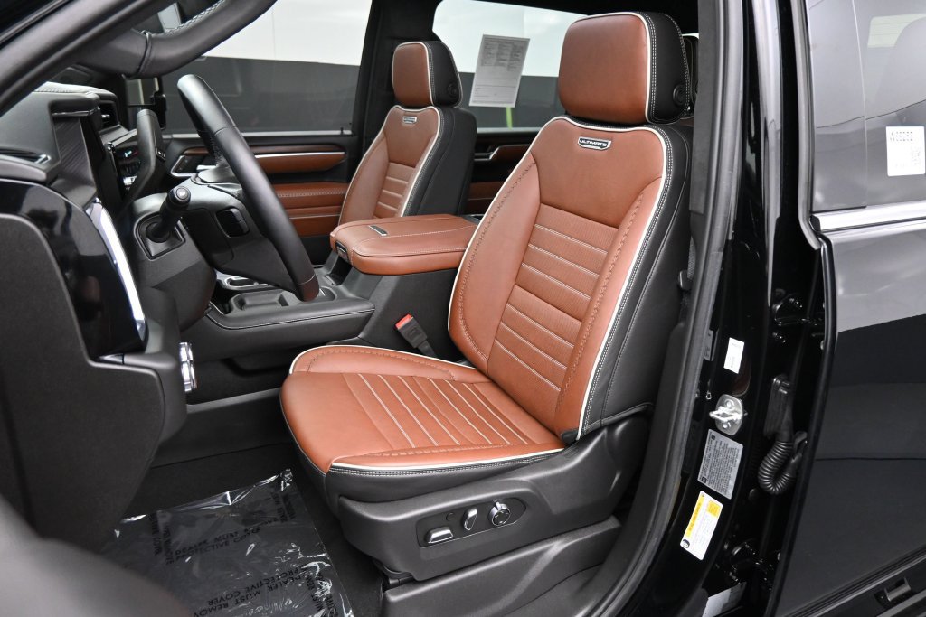 Used 2025 GMC Sierra 2500 Denali Ultimate AWD/4WD image 18