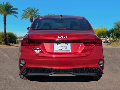 Used 2024 Kia Forte LXS image 4