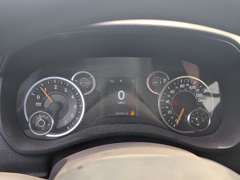 Used 2019 RAM 2500 Tradesman AWD/4WD image 11