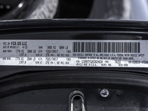 Used 2019 RAM 1500 Express AWD/4WD image 34