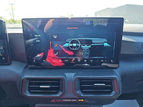 Used 2024 Ford Mustang Coupe image 24