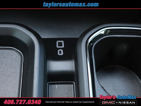 Used 2024 GMC Sierra 2500 AT4 w/ Technology Package AWD/4WD image 27