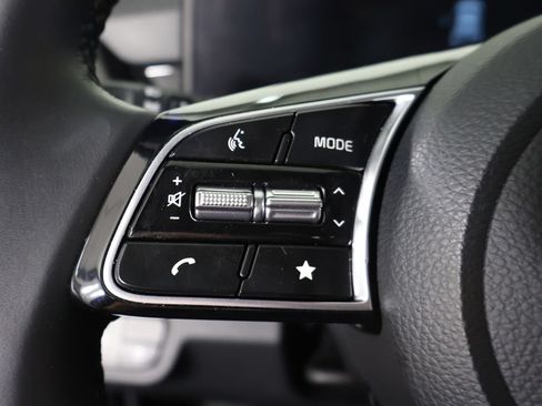 Certified 2025 Kia Seltos S AWD/4WD image 40