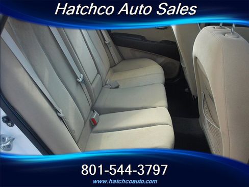 Used 2010 Hyundai Elantra GLS image 20
