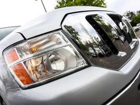 Used 2016 Nissan NV 3500 SL RWD image 13