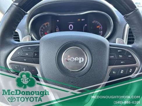 Used 2017 Jeep Grand Cherokee Summit image 18