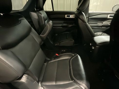 Used 2020 Ford Explorer ST w/ Premium Technology Package image 14