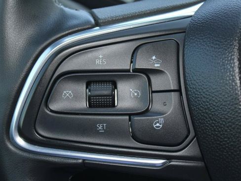 Used 2024 Buick Envista Avenir FWD image 30