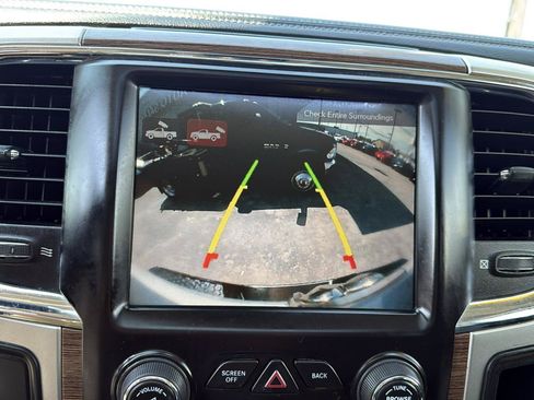 Used 2016 RAM 2500 Laramie w/ Convenience Group AWD/4WD image 22
