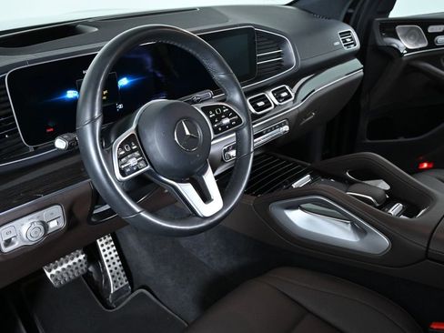 Used 2022 Mercedes-Benz GLS 450 4MATIC image 12