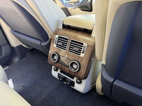 Used 2019 Land Rover Range Rover HSE AWD/4WD image 17