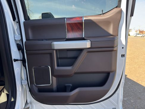 Used 2022 Ford F350 King Ranch w/ Tremor Off-Road Package AWD/4WD image 30