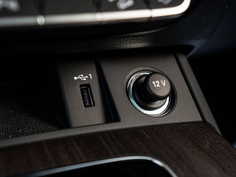 Used 2023 Audi Q5 2.0T Premium w/ Convenience Package image 31