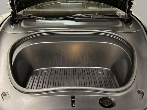 Used 2025 Tesla Model 3 Long Range image 12