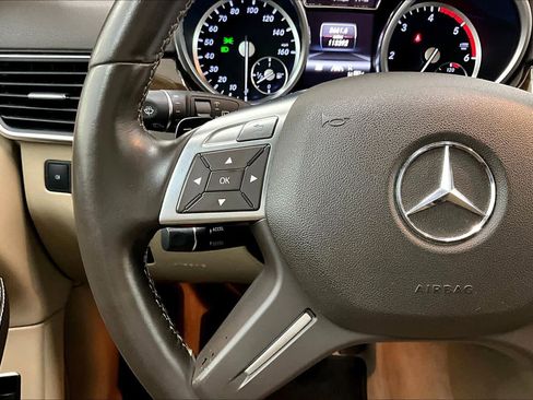 Used 2013 Mercedes-Benz ML 350 BlueTEC 4MATIC image 21