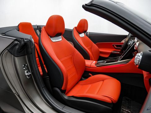 Used 2022 Mercedes-Benz SL 55 AMG 4MATIC image 59