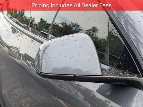 Used 2022 Tesla Model Y Long Range AWD/4WD image 12
