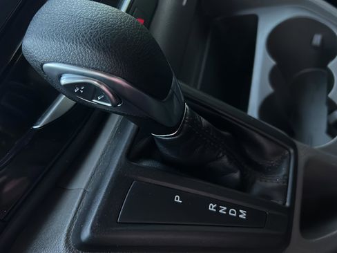 Used 2025 Ford Transit 350 XLT image 35