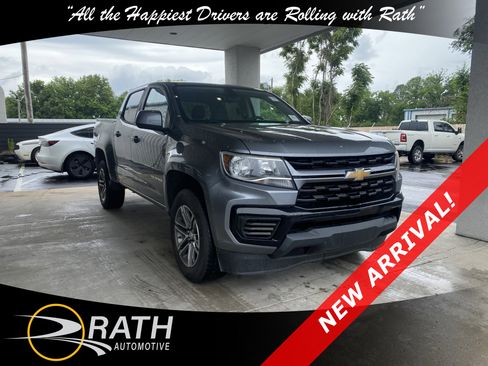 Used 2021 Chevrolet Colorado W/T w/ Custom Special Edition RWD image 4
