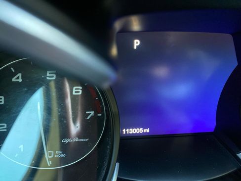 Used 2021 Alfa Romeo Stelvio Ti w/ Premium Package image 10