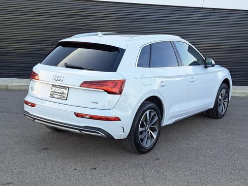 Used 2021 Audi Q5 Premium Plus w/ Premium Plus Package image 3